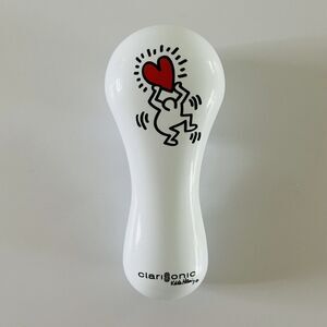 CLARISONIC x KEITH HARING Mia 2 Holiday Love Special Edition With Charger